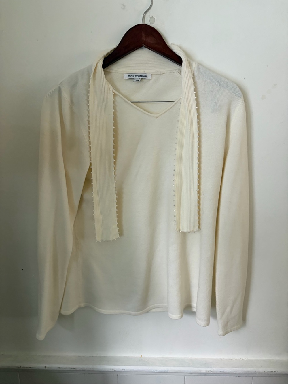 Mercer Street Studio Cream Long-Sleeve Tie-Neck Top